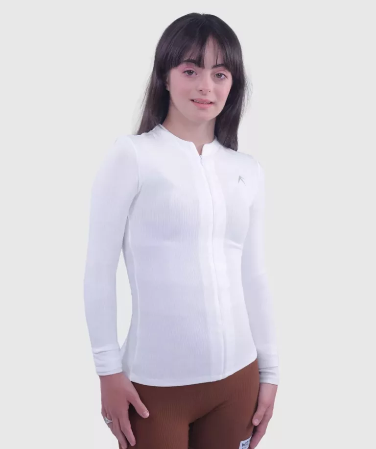 Women Collarless Top With ¾ Zipper White Image 1
