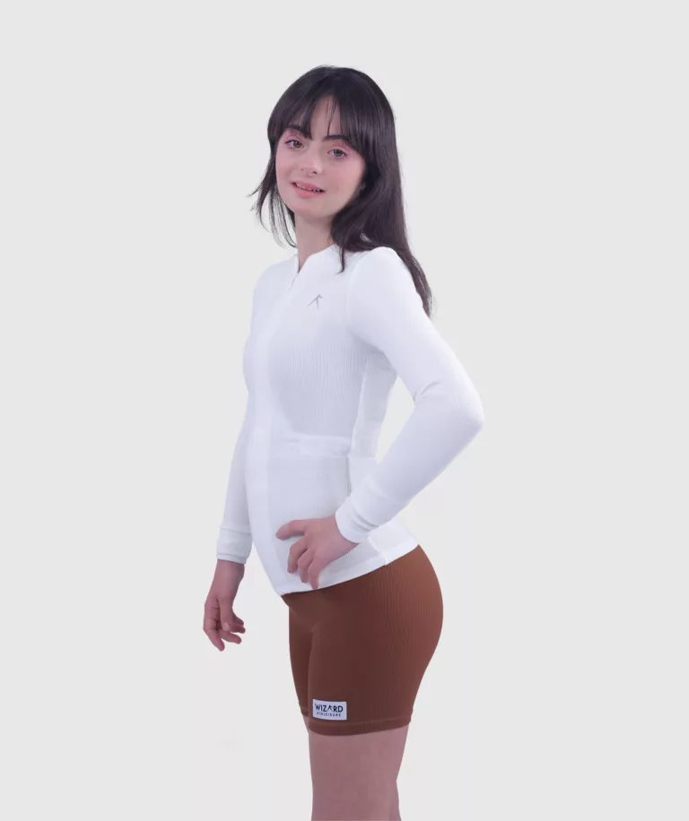Women Collarless Top With ¾ Zipper White Image 5